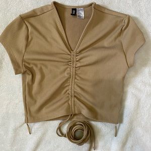 H&m tan crop top with long string